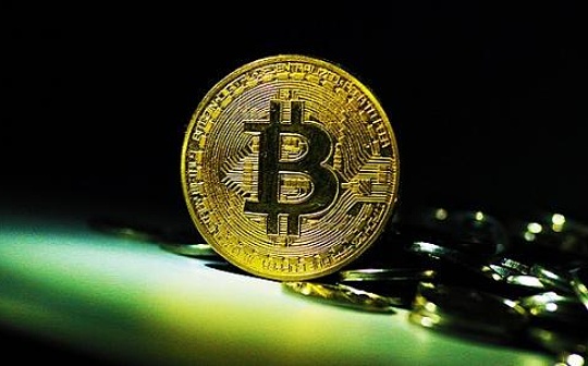 连环爆仓 比特币一念天使一念恶魔