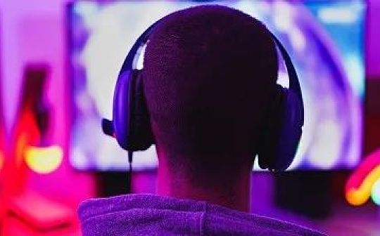 Akon 的音乐 NFT：嘻哈天王带你开启 Create to earn 新世界_KON:LAC