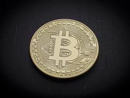 肖磊：比特币年内暴跌70%，三大因素可能扼杀比特币_比特币:区块链
