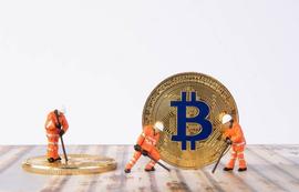 减半临近、挖矿利润下降，比特币矿工站在决策十字路口_BTC:YFII