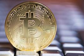 币圈晚报：比特币一度突破9800美元大关，减仓时候到了？_ING:BTC官方网盘