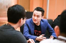 孙宇晨巴菲特餐桌上全是“韭菜”？王思聪嘲讽孙宇晨，反被怼靠爹_300:比特币