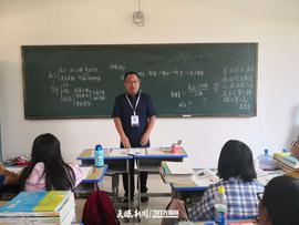 「天眼人物·帮扶干部」支教期满申请再留一年，这位老师图个啥？_AND:IONX