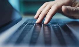 整治“自媒体”乱象、遏制网络戾气……国家网信办出手了！_APP:MCN