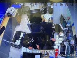 坚持人民性，江苏银行上海分行兑换“小硬币”彰显“金融温度”_游戏币:游戏币价格怎么算